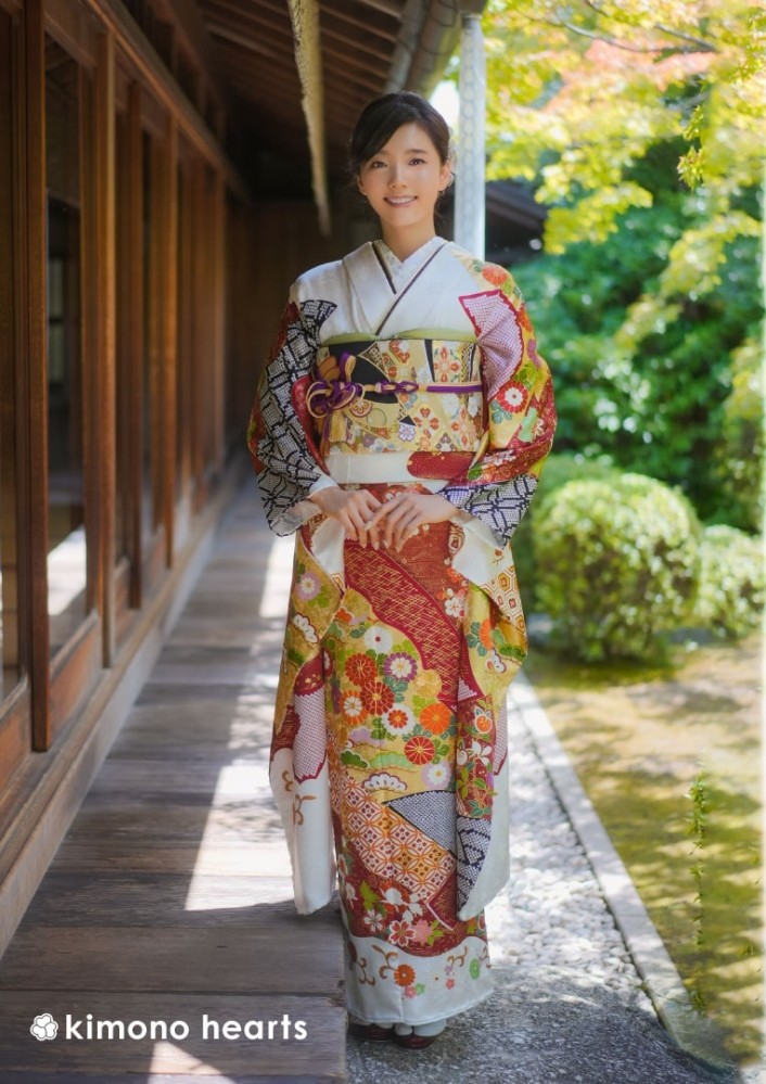 【レア品】着物 成人式 古典 kimonoレディース
