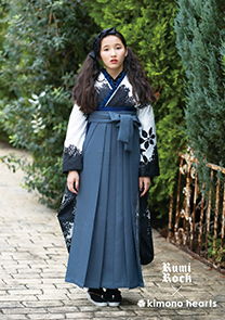 ハカマニ ハカマ KH-322:刺繍濃いグレー の袴